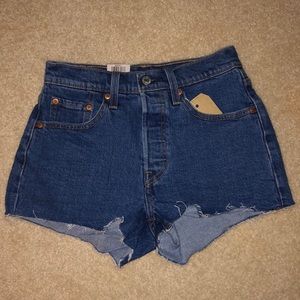 NWT Levi’s 501 shorts